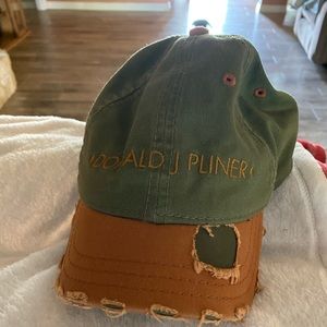 Donald J Pliner Cap